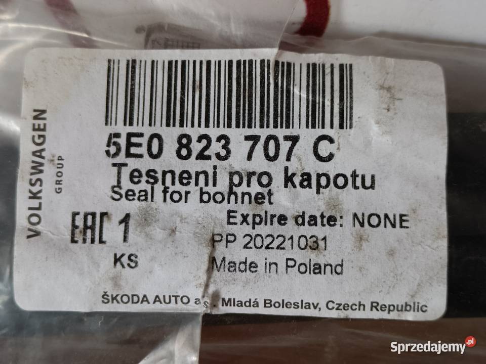 SKODA OCTAVIA MK3 USZCZELKA MASKI 5E0823707C wielkopolskie Pleszew
