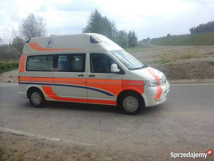 Ambulans karetka Volkswagen t5 transporter nosze nieuszkodzony Olsztyn sprzedam