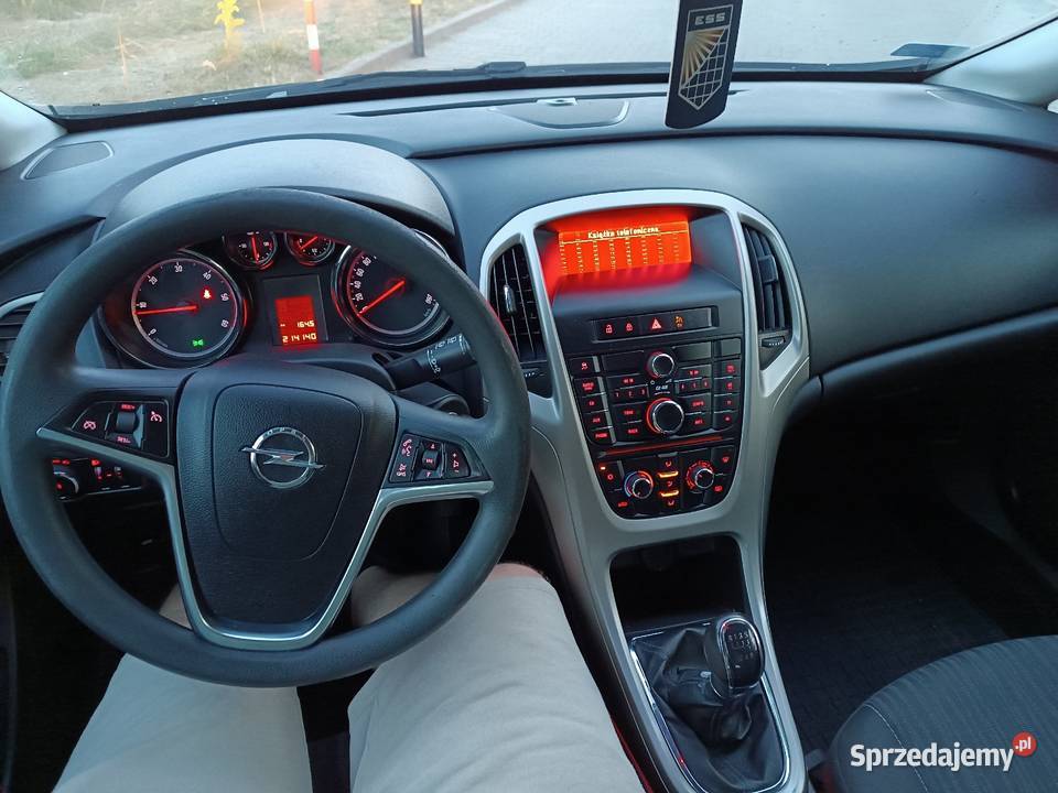 Opel Astra J 17 CDTi 110 2011 1 właściciel welurowa tapicerka Goszczyn