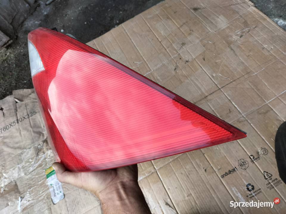 LAMPA TYŁ TYLNA PRAWA FORD MONDEO MK3 Oświetlenie Kamień-Kolonia