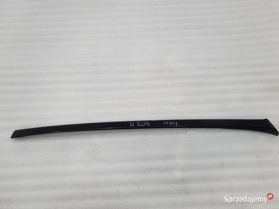 LISTWA SZYBY CZOŁOWEJ PRAWA MERCEDES W204 osobowe