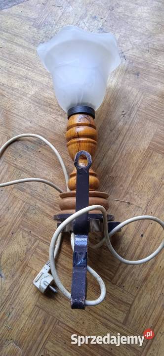 Kinkiet z okresu PRLu dolnośląskie Świdnica sprzedam