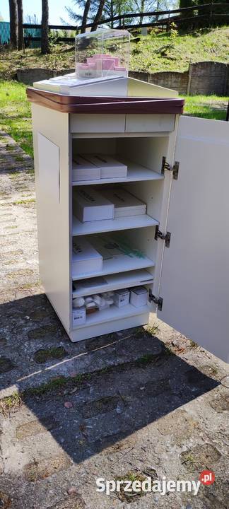 Ekspozytor marki PANDORA na biżuterię Komody Warszawa sprzedam