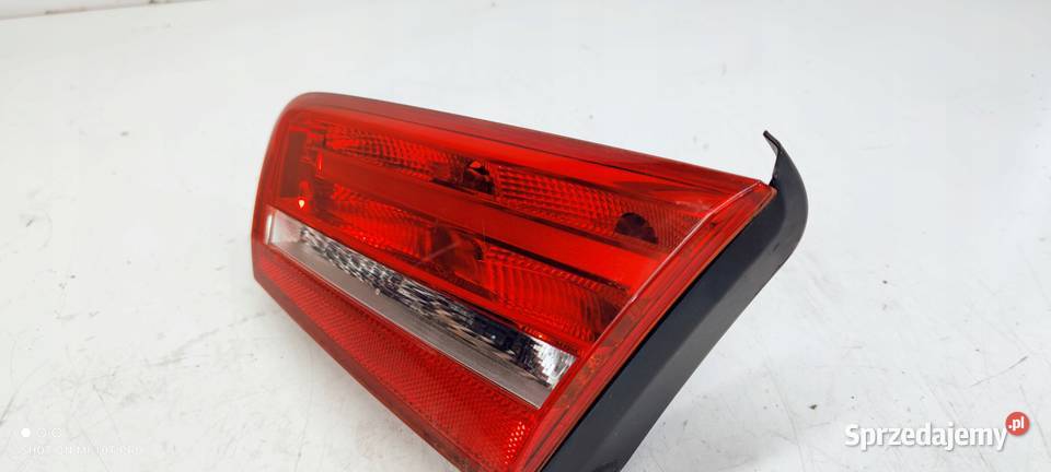 LAMPA PRAWY TYŁ W KLAPĘ AUDI A6 C7 SEDAN Przystajń