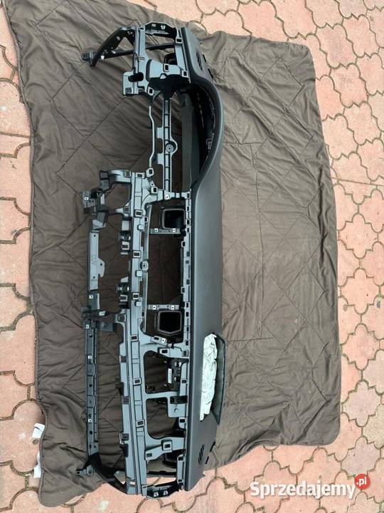 Kia Stonic deska uszkodzona Deski rozdzielcze, konsole Radom sprzedam