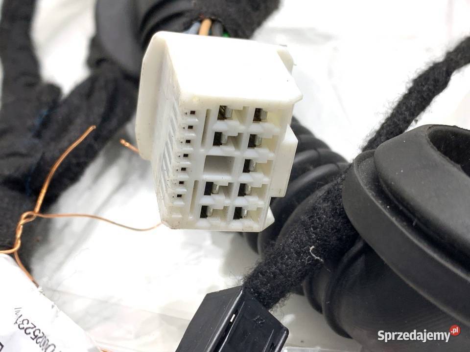 WIĄZKA KLAPY SUZUKI SCROSS 3668063TA0 14 129