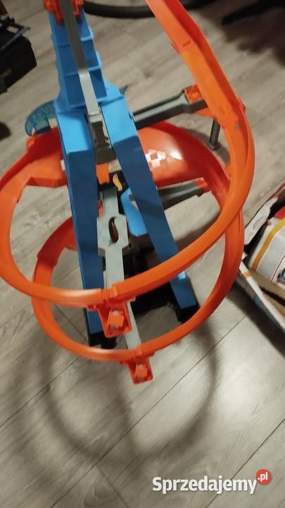 wieża podniebne kaskady hot wheels czytaj Poznań