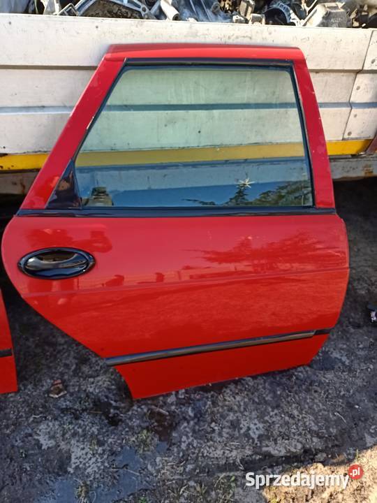 Drzwi prawy tył tylne Saab 900 HB kolor 240 osobowe Części Szczecin