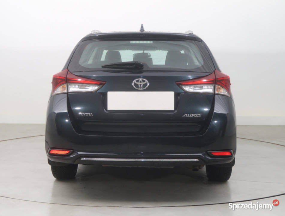 Toyota Auris 16 Valvematic gniazdo USB sprzedam