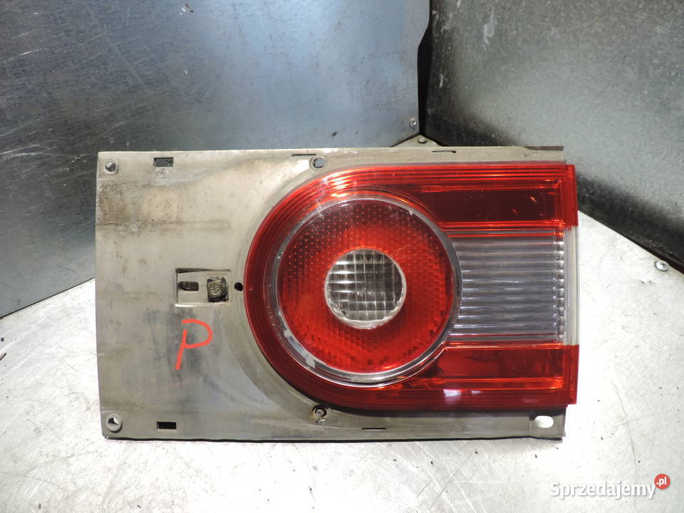 VW SHARAN 1 LIFT LAMPA PRAWY TYŁ W KLAPĘ Nowy Sącz