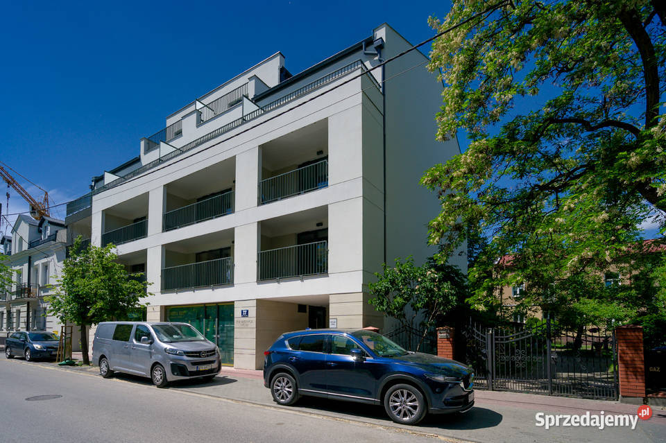 Pruszków Centrum 2 lokale 122m w nowej parter sprzedam
