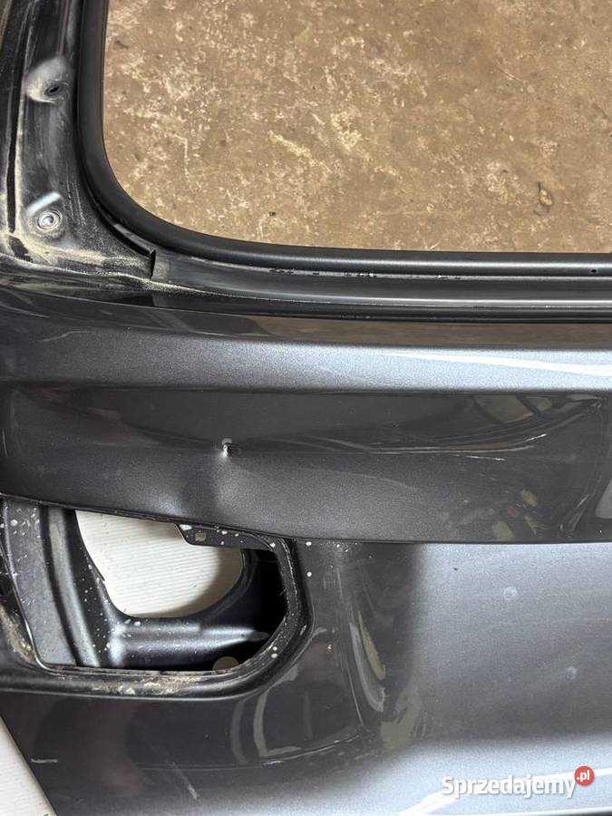 Klapa bagażnika z zawiasami BMW F31 seria 3 Tarnów