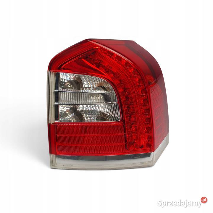 LAMPA PRAWA Volvo V70 III XC70 lift prawy tył Chełm