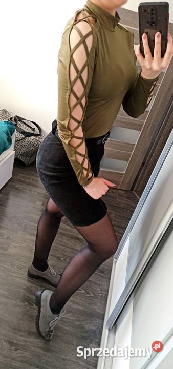 Bluzka z długim rękawem z wycięciami TANIO Warszawa