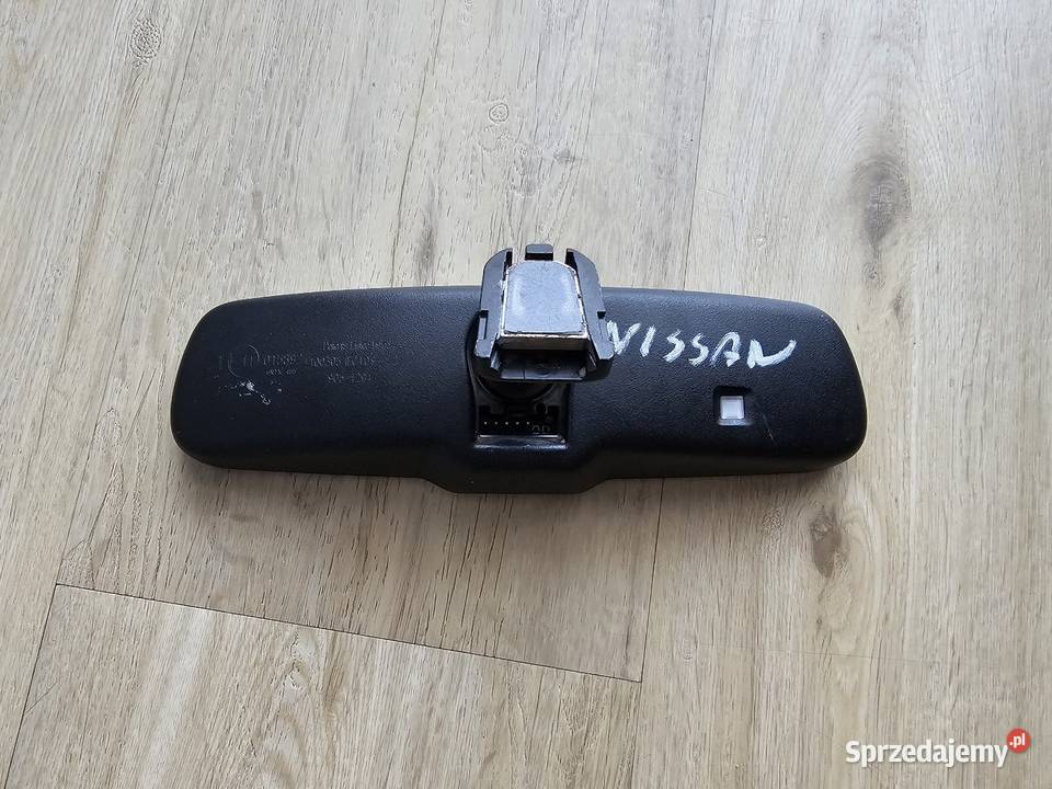 Luterko środkowe Nissan Nava Pathfinder Dzierżoniów
