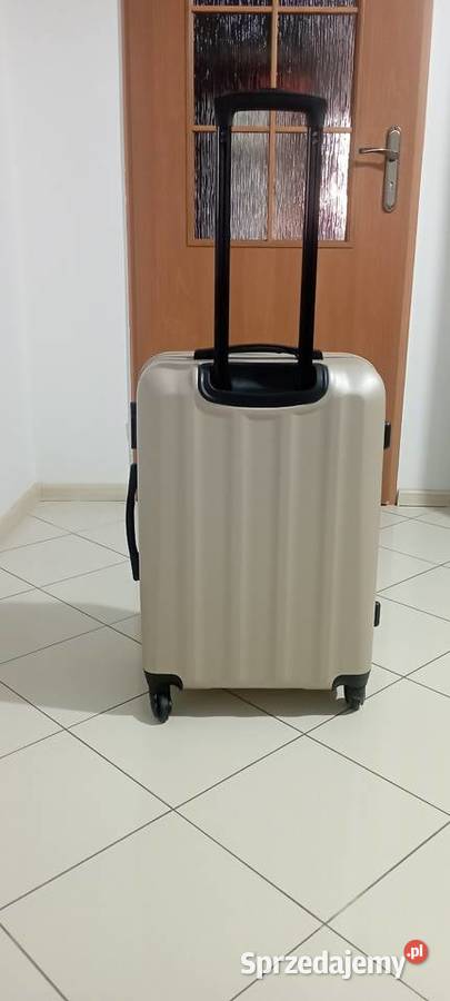 Walizka podróżna Kutno sprzedam