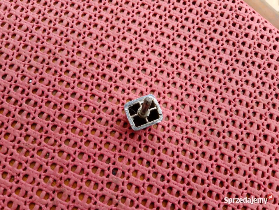 Guzik przycisk klamki starego chrom Fiat 125p śląskie