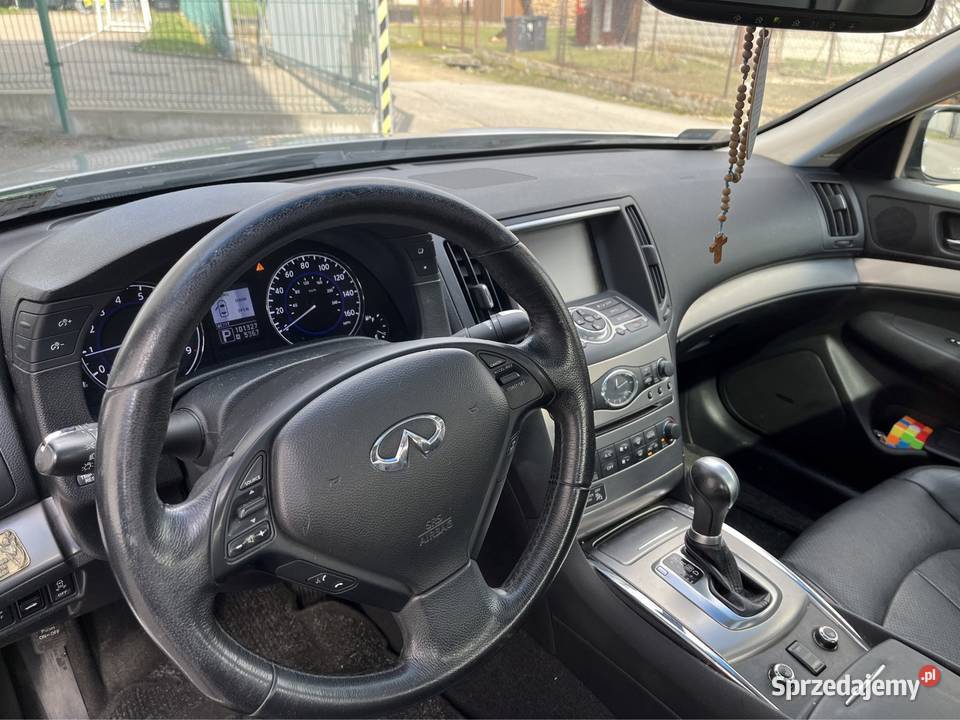 Infiniti G37x 4x4 V6