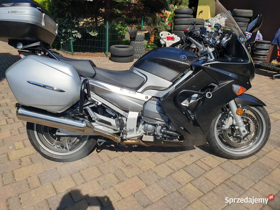 Yamaha FJR 1300 Łazy