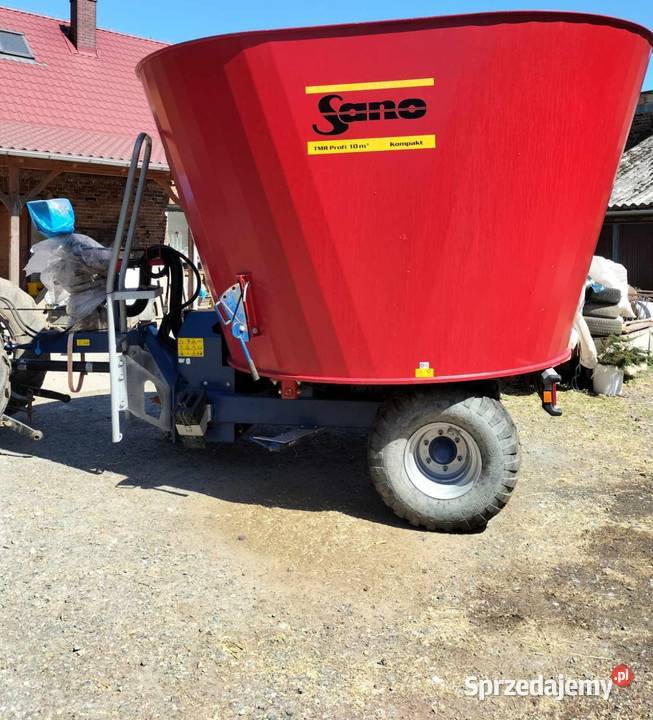 Paszowóz Sano wóz paszowy Leszno