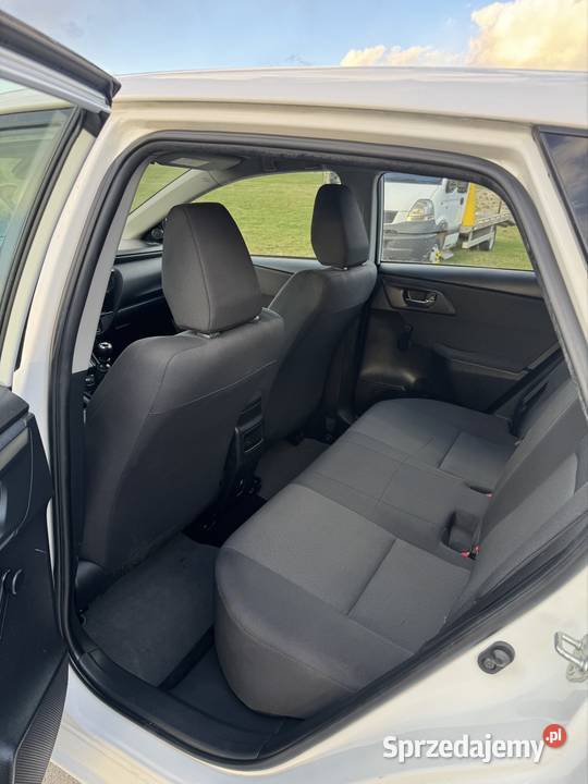 Toyota Auris 14D4D Salon Polska Bezwypadkowa 4/5 Ostrów