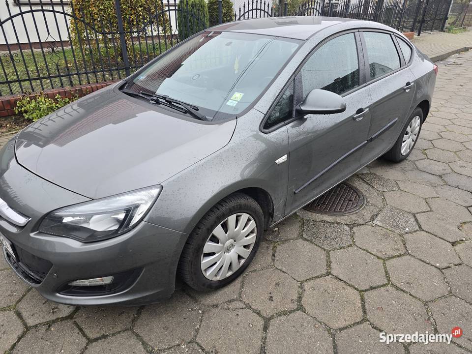 Sprzedam Opel Astra J 14 turbo gniazdo AUX kujawsko-pomorskie Żnin