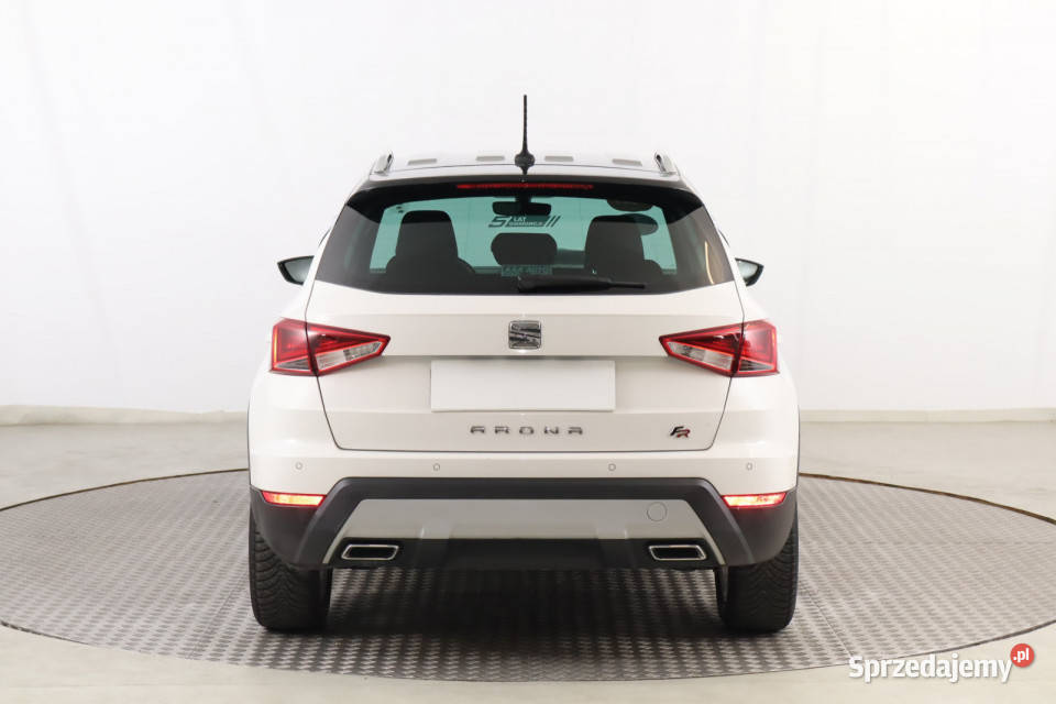 Seat Arona 10 TSI światła do jazdy dziennej