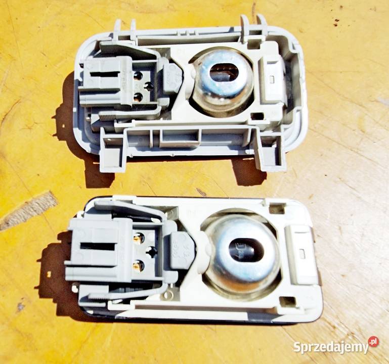 PEUGEOT CITROEN OSWIETLENIE KABINY 9610095677 Radom sprzedam