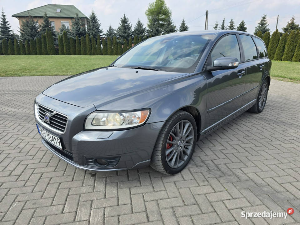 Volvo V50 24D Diesel AutomatSkóryKlimatr 2 str światła przeciwmgielne łódzkie Kutno