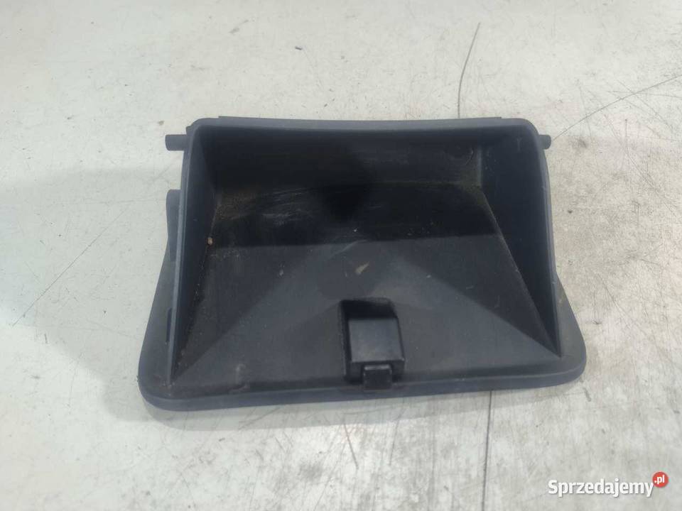 SCHOWEK KIA RIO II 1G84745300 sprzedam