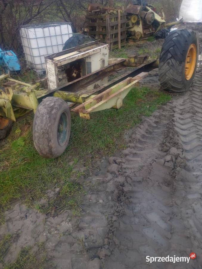 Rama z kołami sieczkarnii fortschnit łódzkie Kocierzew Południowy