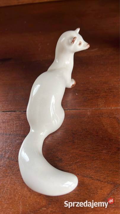Figurka Łasiczka Połonne Fabryka Fajansu i Porcelana i szkło Gdańsk