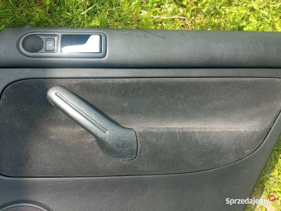 Dwa boczki drzwi tył golf 4 elektryczne szyby Świdnik