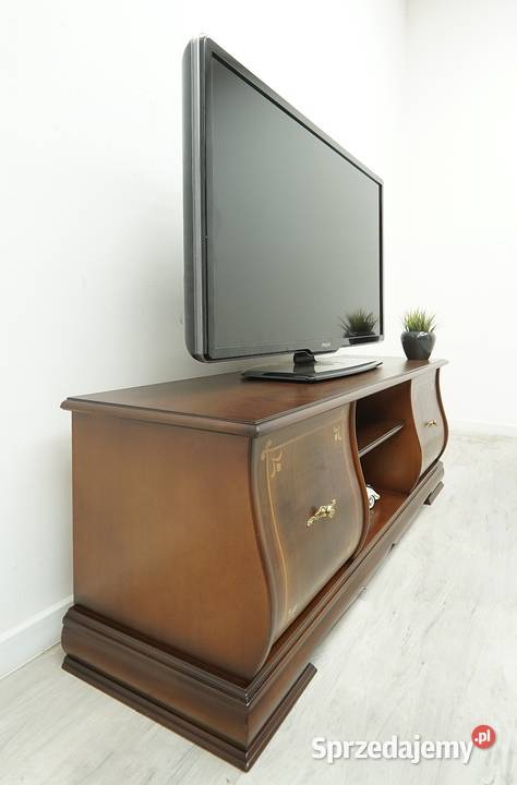 Stylowa komoda zdobiona intarsją renowacji Jerka