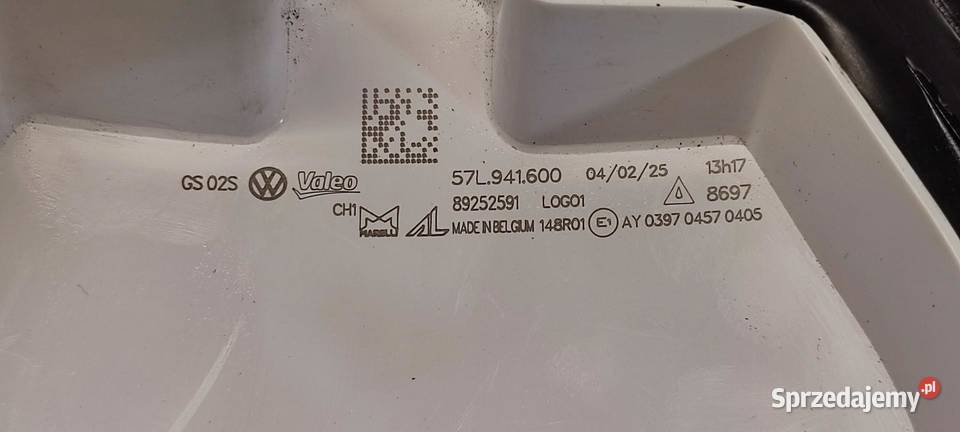 VW TAYRON ZNACZEK LOGO EMBLEMA 57L941600