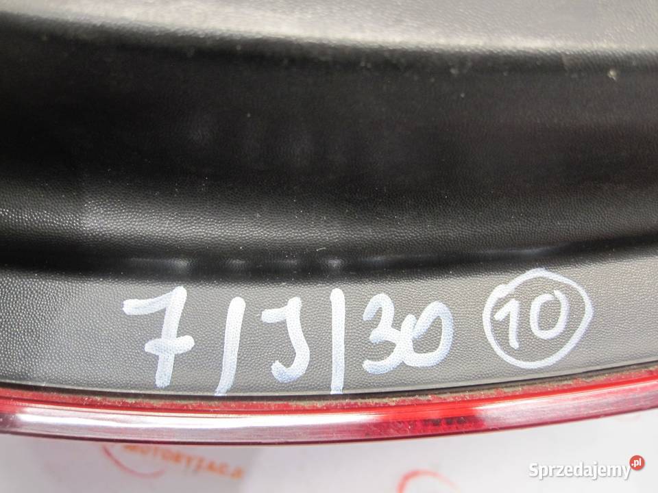 CITROEN C3 II 14 HDI 12r lampa lewa tył osobowe Kielce sprzedam