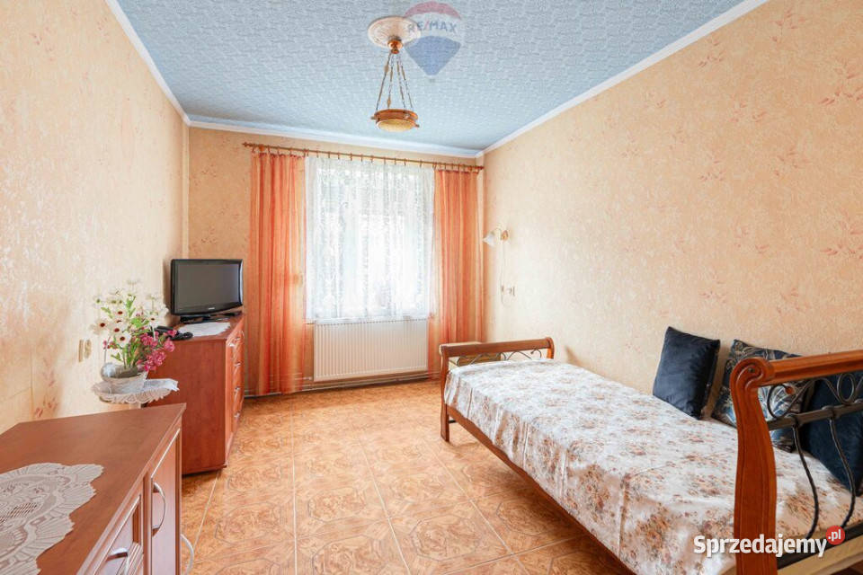 Cerekwica bliźniak z garażem i zapleczem zaraz 70m2