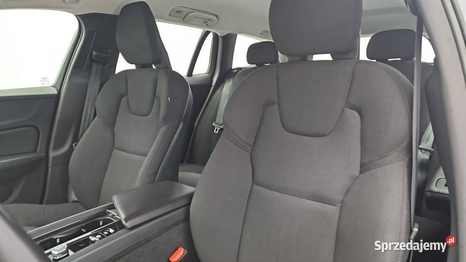 Volvo V60 B4 D Momentum aut Z Polskiego Salonu centralny zamek Warszawa