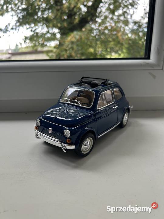 Bburago Fiat 500L 1968 Model samochodu w skali Jaworzno