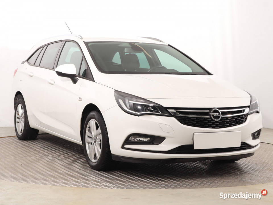 Opel Astra 14 T manualna Katowice