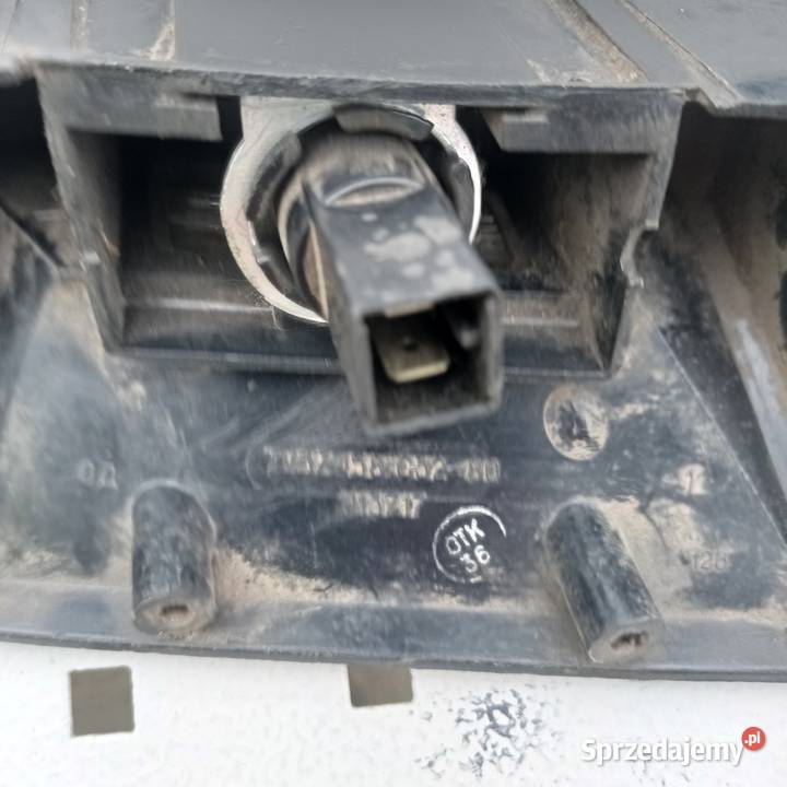 LAMPKA TABLICY REJESTRACYJNEJ LADA NIVA lampki tablicy rejestracyjnej Kamień Pomorski sprzedam