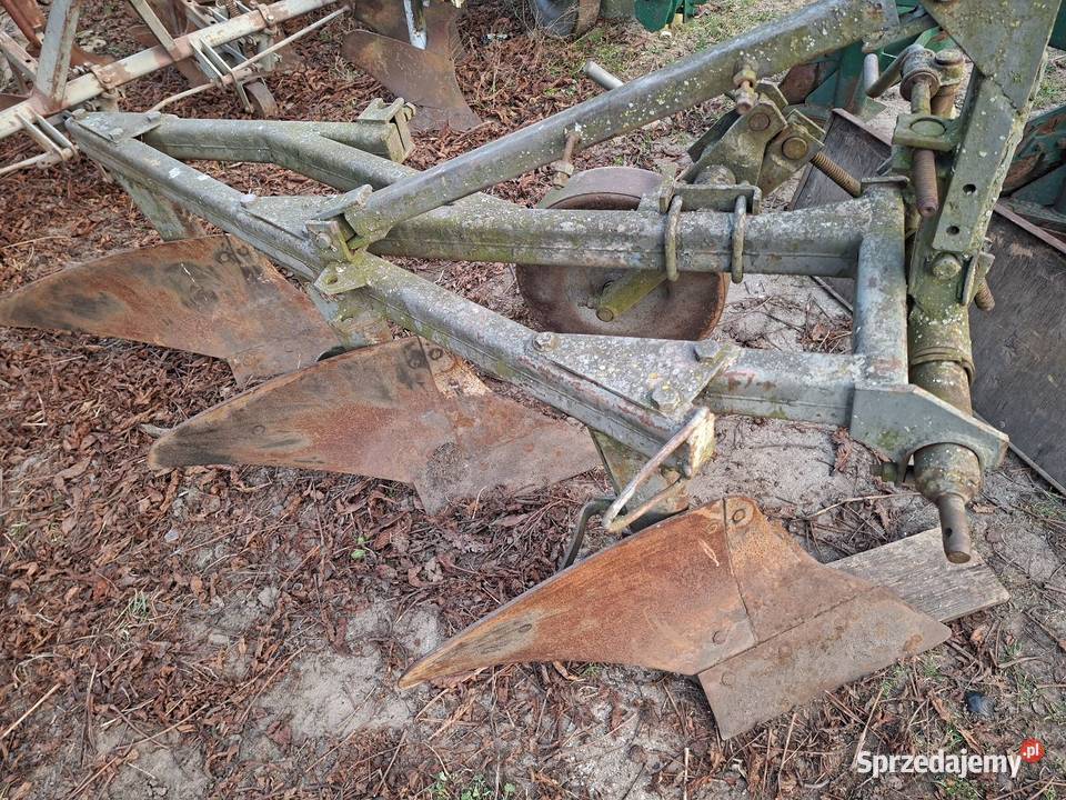 Pług 3 skibowy Pługi Kunice