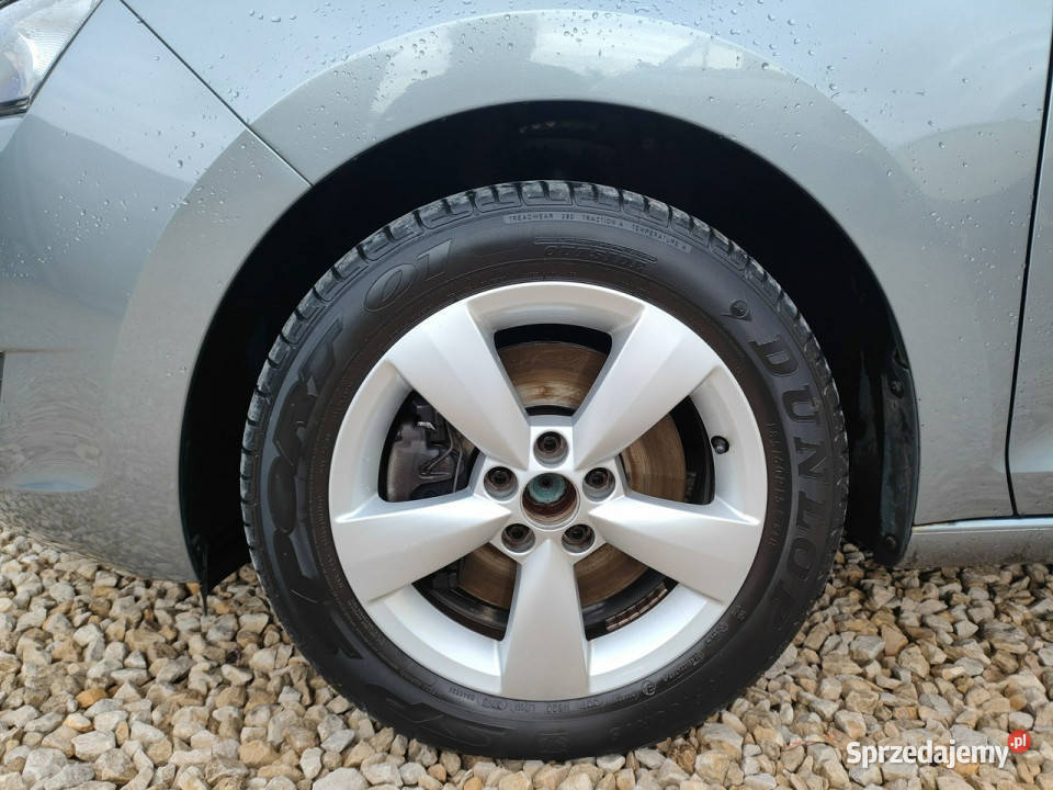 koda RAPID Skoda Rapid 2013 zadbana benzyna 2 Zarejestrowany w Polsce Chełm Śląski sprzedam