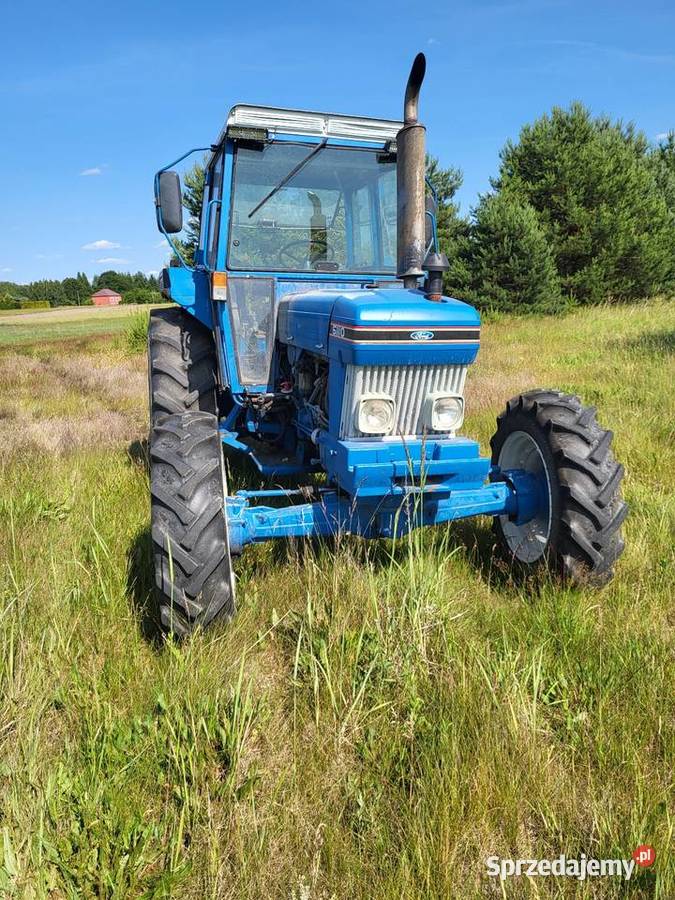 Sprzedam ciągnik ford Napęd 4x4 Jędrzejów