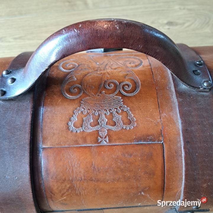 Stylowa Skrzynia Dekoracyjna w Stylu Vintage Domaszczyn
