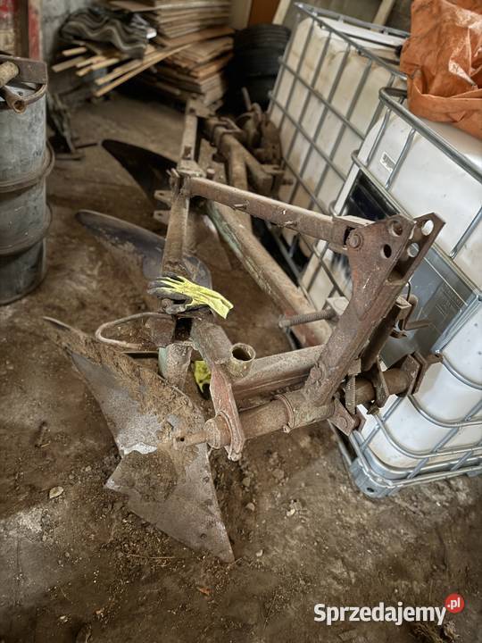 Sprzedam plug 3 skibowy nieuszkodzony sprzedam