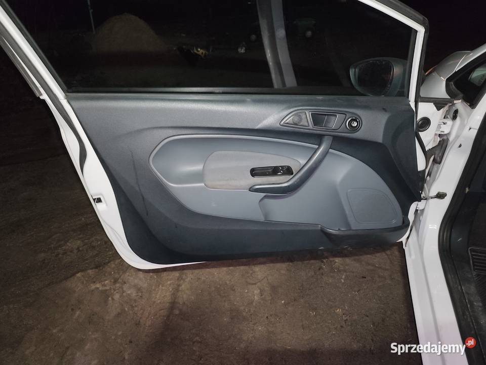 Ford Fiesta 12b VAN klimatyzacja VAT 1 23 nie Niemodlin