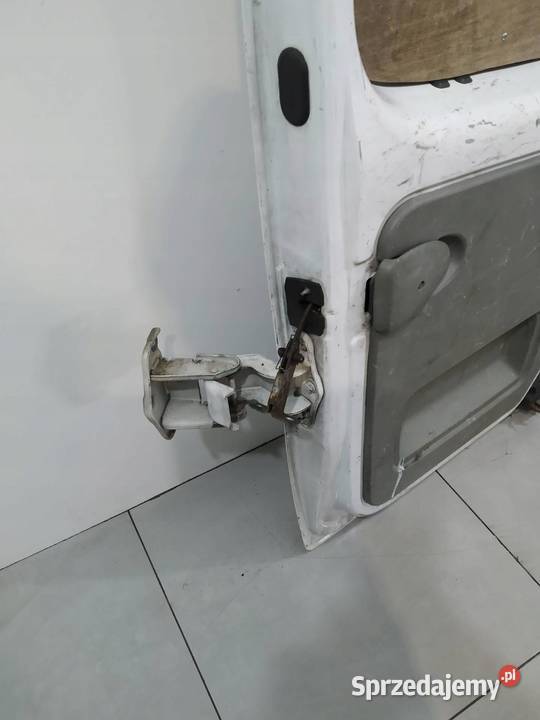 DRZWI TYŁ PRAWE SKRZYDEŁKO L474 Opel Vivaro I Rok produkcji 2005 sprzedam
