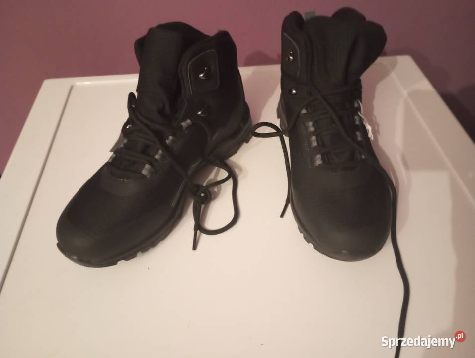 Sprzedam buty trekikngowe lubelskie sprzedam