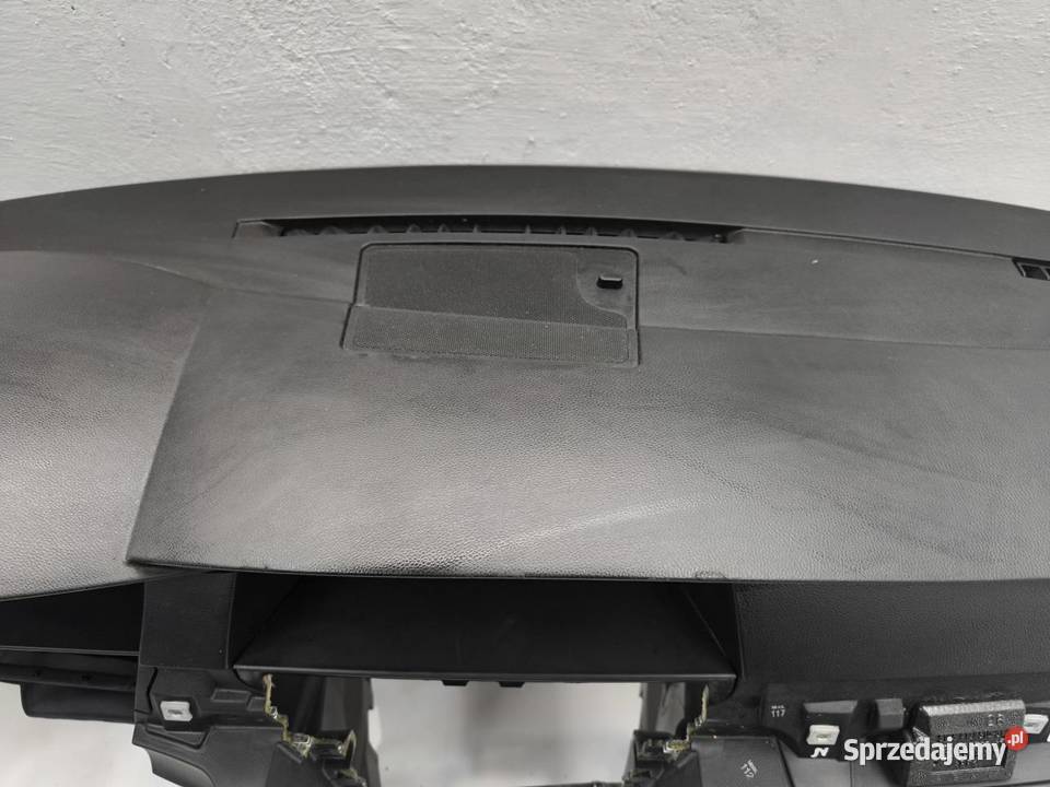 DESKA ROZDZIELCZA KONSOLA BMW E61 7063255